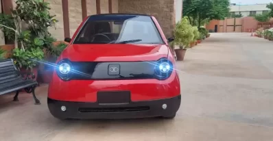 NUR E 75 Pakistans first Electric Car Unveiled 750x375 1