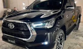 Toyota Hilux Revo V Automatic 2.8 2021