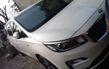 KIA Grand Carnival EX 2019