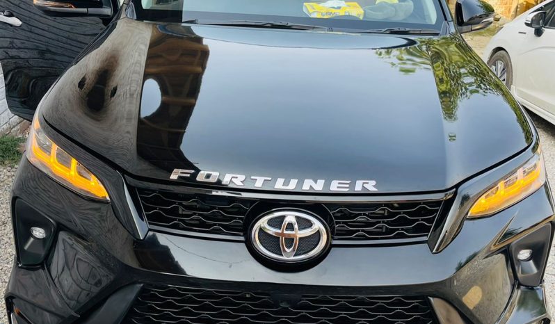 toyota fortuner sigma diesel 2.8 2018 RuxRfrfKPjyMHVHvvnlWE