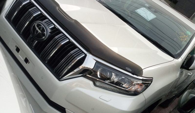 toyota prado tx limited 2.7 2018 WWZuFM27m7lrtrPwDpf6I scaled