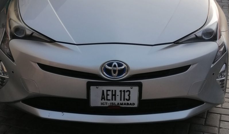 toyota prius s 2016 iYzidnRS3LKbKxV2MggtP 1 scaled