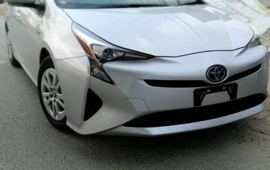Toyota Prius S Touring Selecti 2018