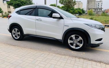 Honda Vezel Hybrid X L Package 2014