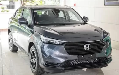Honda HRV-VTIS 2 Tone 2023
