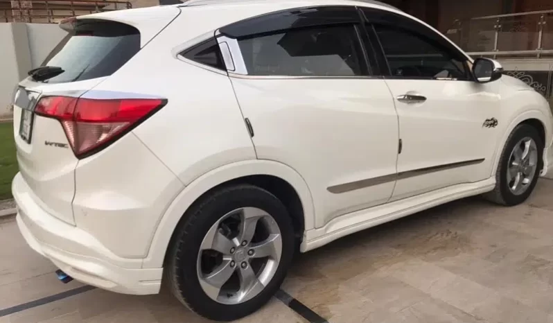 Honda Vezel HRV Excellent Condition full