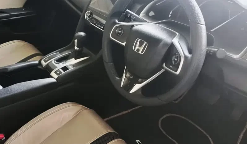 Honda Civic Oriel 1.8 i-VTEC CVT 2020 full