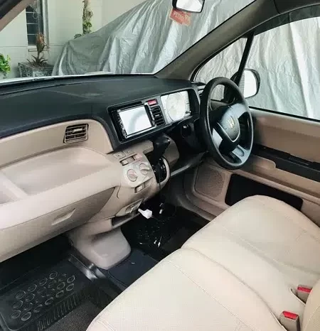 Honda Life 2013 Model Automatic For Sale 2016REG. full