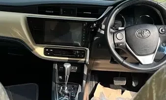 Corolla Grande Altis 1.8 2023 full