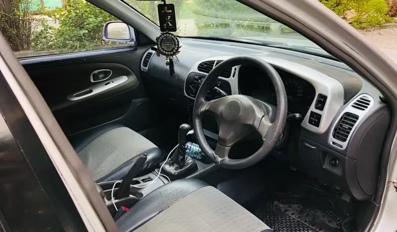 Mitsubishi lancer 1.5 SR full