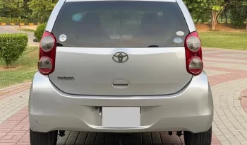 TOYOTA PASSO 2011 2012 AUTOMATIC Silver Original Car Karachi Reg full