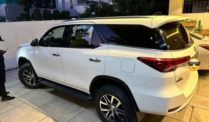 Toyota Fortuner 2.7 VVTi 2018 full