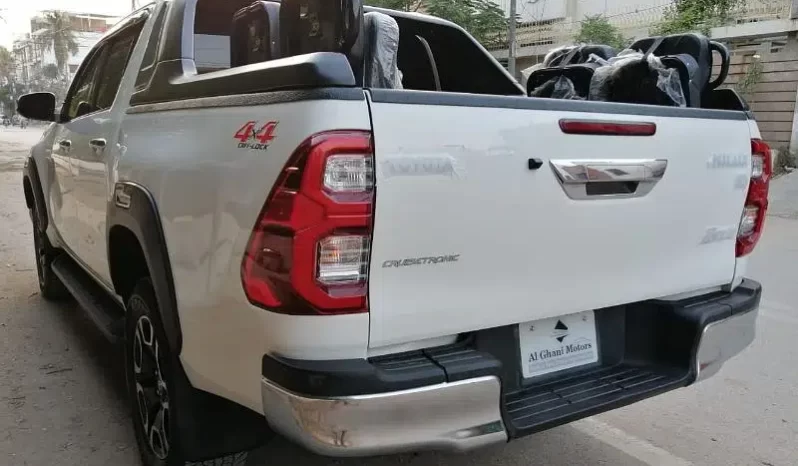 TOYOTA HILUX REVO (V) 2.8 CRUISETRONIC NEW SHAPE MODEL 2021 REG 2021 full