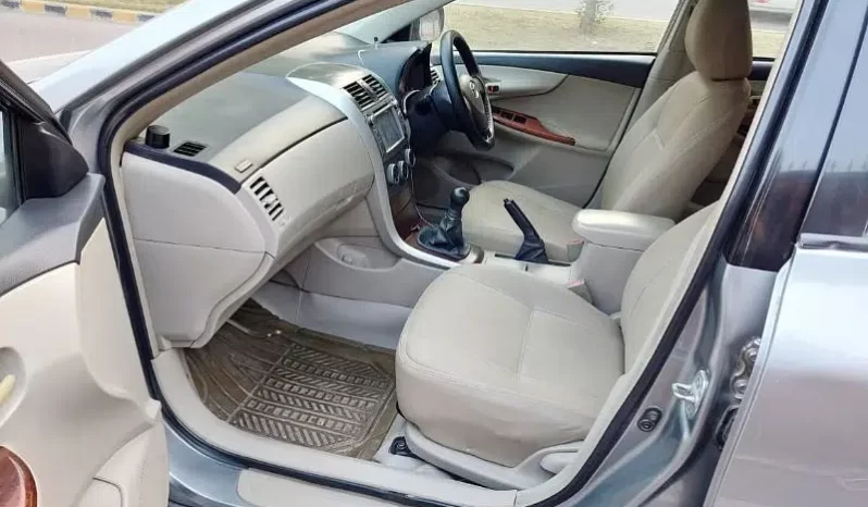 Toyota Corolla GLi Limited Edition 2013 full