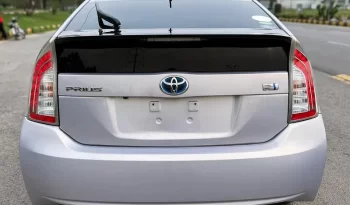 Toyota Prius (Hybrid) 2013 full