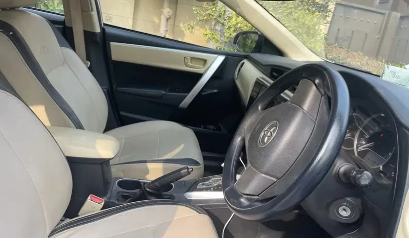 Toyota Corolla 1.3 Auto GLI 2017 (Facelift) full