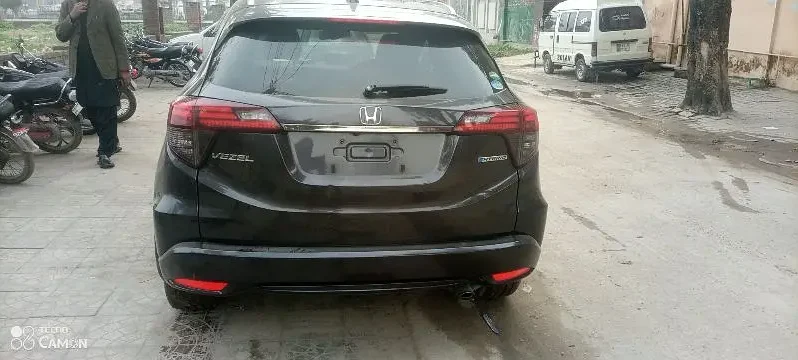 Honda Vezel Hybrid Z 2018 full