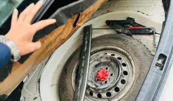 Toyota Altis 1.6 2015 full