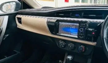 Toyota Altis 1.6 2015 full