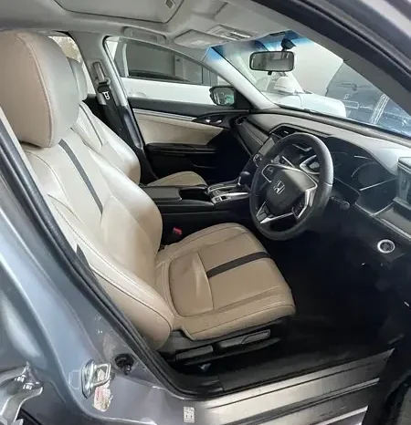 Honda Civic Oriel 2017/2018 full