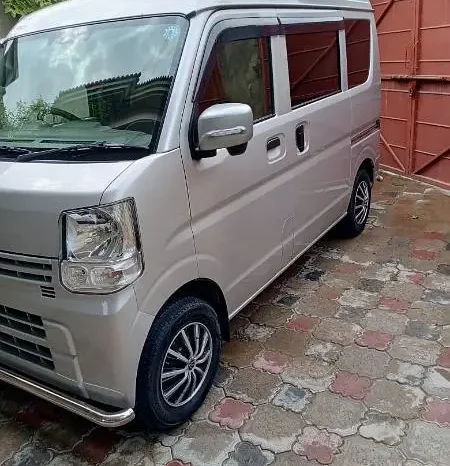 Suzuki Every 2019 full