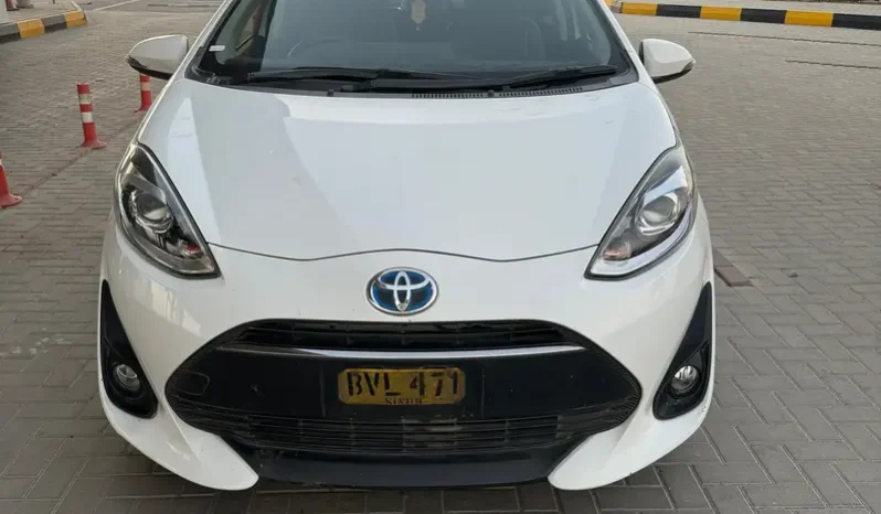 Toyota Aqua S 2017 full