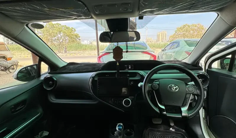 Toyota Aqua S 2017 full