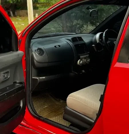 Toyota Passo 2005 full