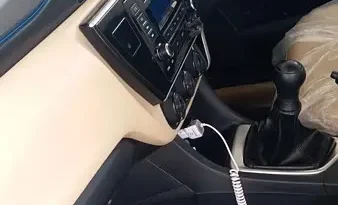 Toyota Corolla GLI (2019) full