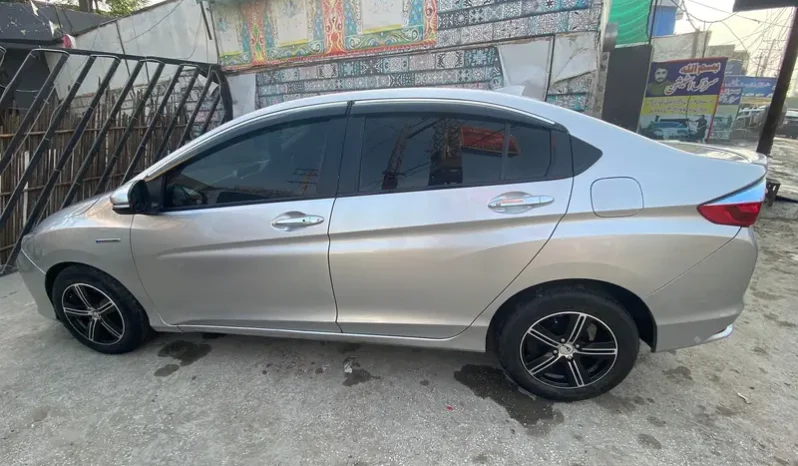 Honda Grace Hybrid 2015 full