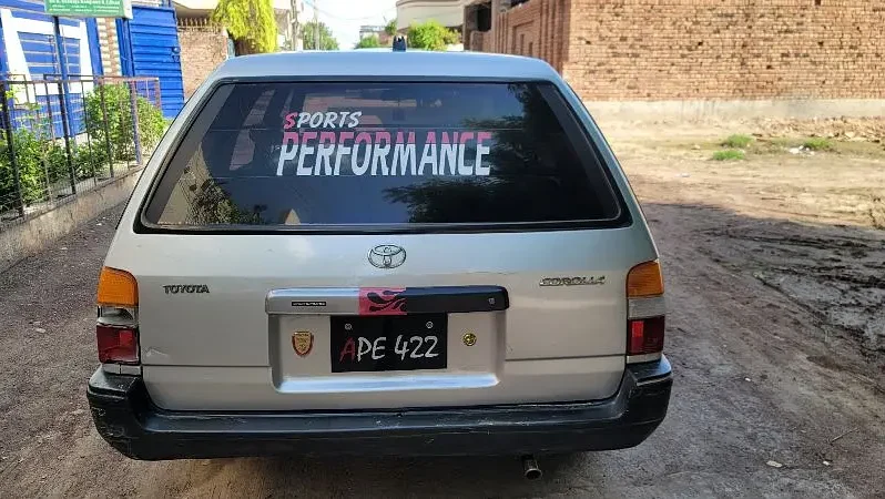 Toyota Corolla Straight station wagon XE 1988 full