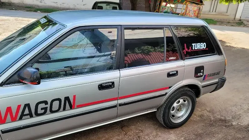 Toyota Corolla Straight station wagon XE 1988 full