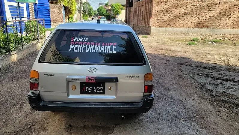 Toyota Corolla Straight station wagon XE 1988 full