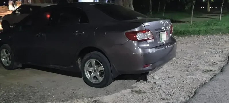 Toyota Corolla GLI 2010 full