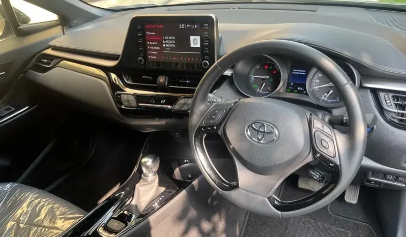 Toyota C-HR 2020 full