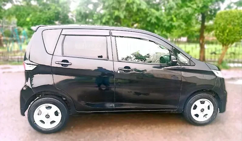 Nissan Days Highway Star 2015 full