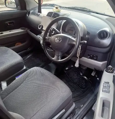 Toyota Passo 2005 full