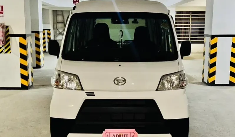 Daihatsu Hijet 2018 full