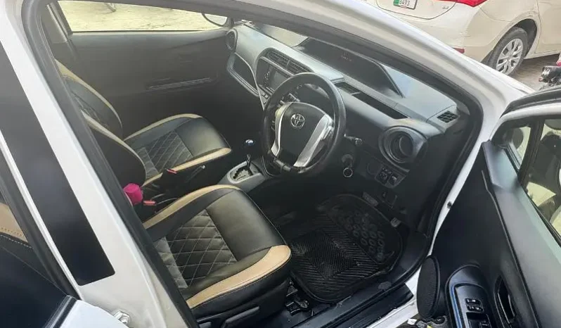 Toyota Aqua S 2014 full