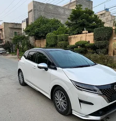 Nissan Note E Power 2021 full