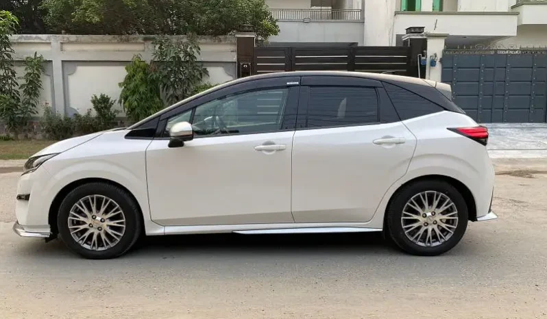 Nissan Note E Power 2021 full