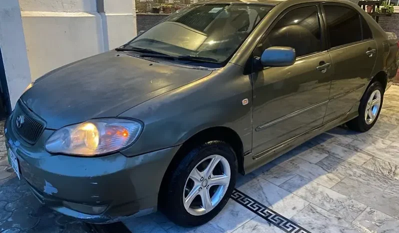 Toyota Corolla SE Saloon 2004 full