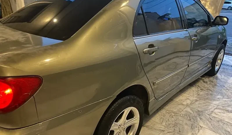 Toyota Corolla SE Saloon 2004 full