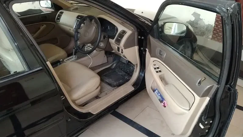 Honda Civic VTi 2005 full