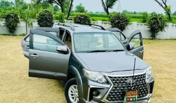 Toyota Fortuner V 2.7 2013 full