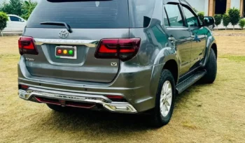 Toyota Fortuner V 2.7 2013 full