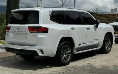 Toyota Land Cruiser 2022 (LC-300)