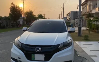 Honda Vezel 2016