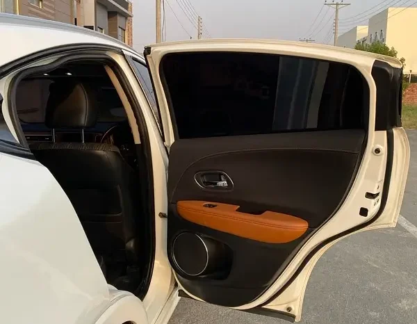 Honda Vezel 2016 full