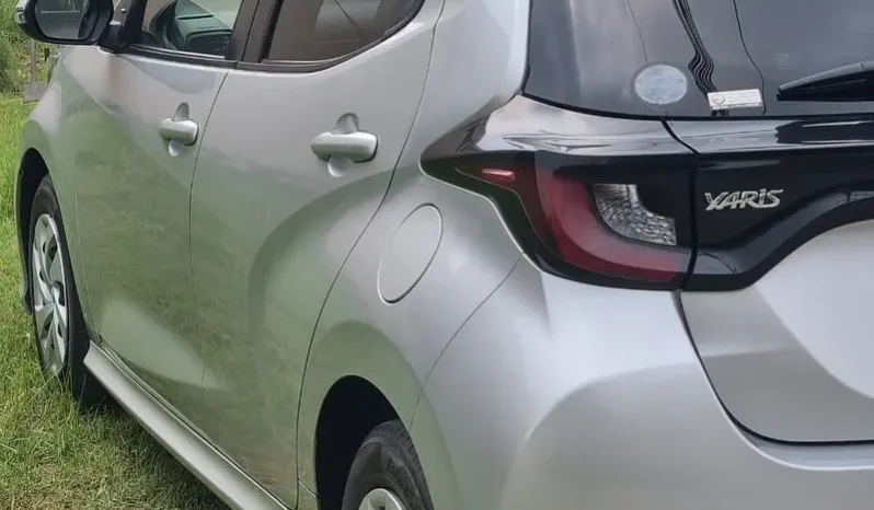 Toyota Yaris 2021 full